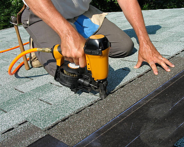Best Best Roofing Contractors  in St Marys, KS