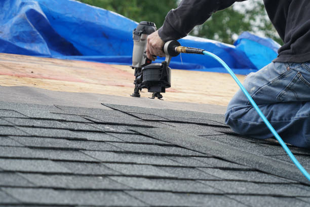 Best Local Roofing Companies  in St Marys, KS